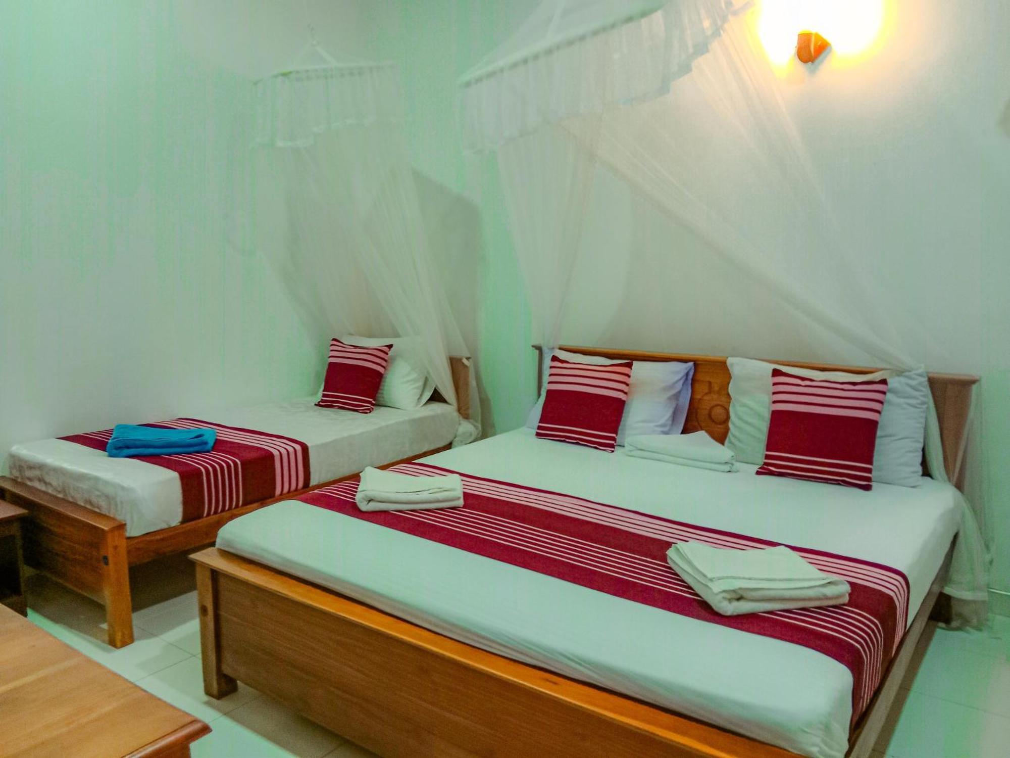 Sigiriya Peacock Homestay Luaran gambar