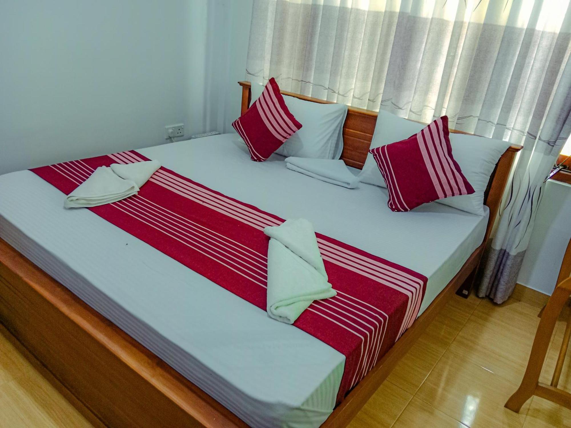 Sigiriya Peacock Homestay Luaran gambar