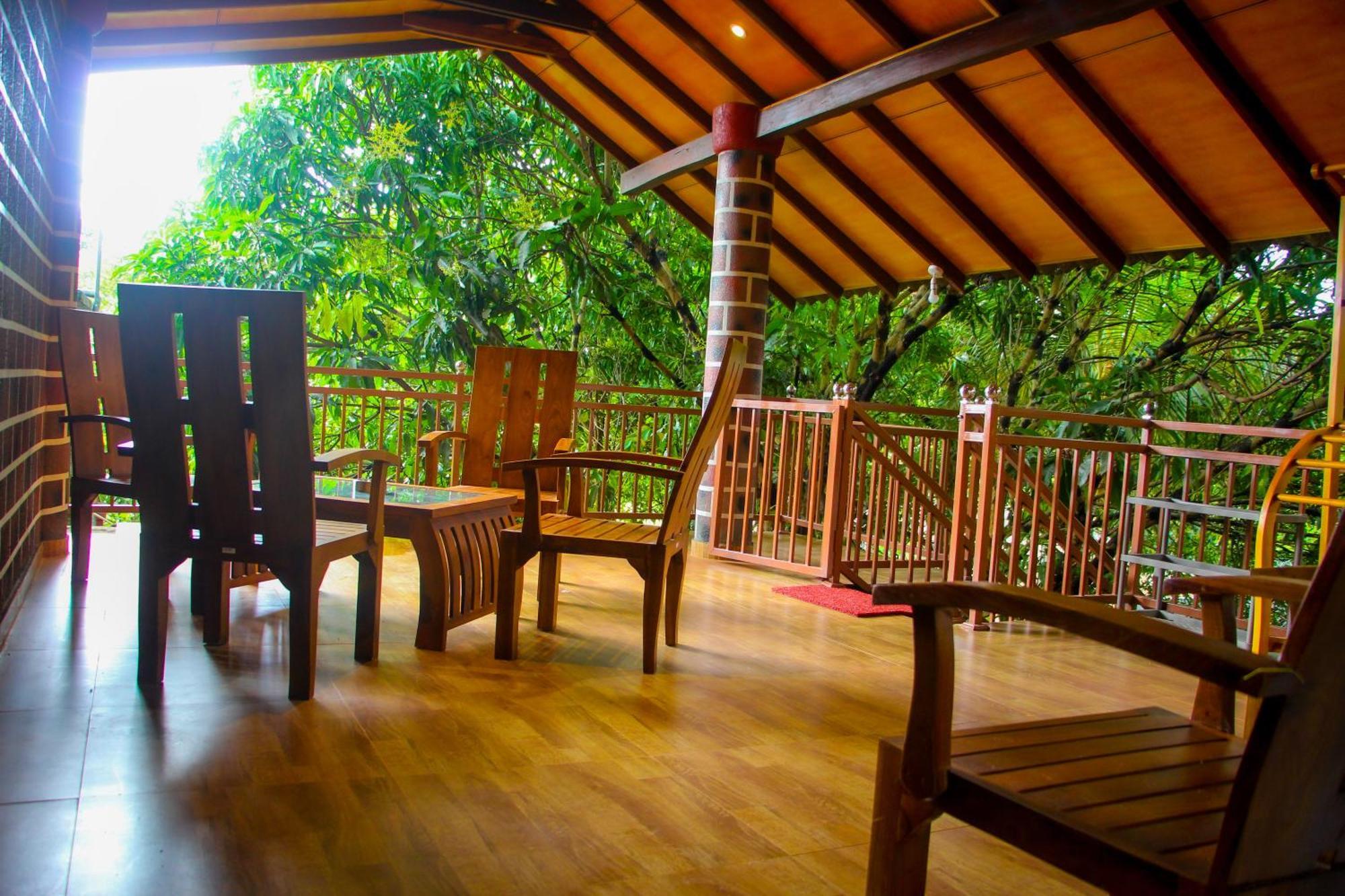 Sigiriya Peacock Homestay Luaran gambar