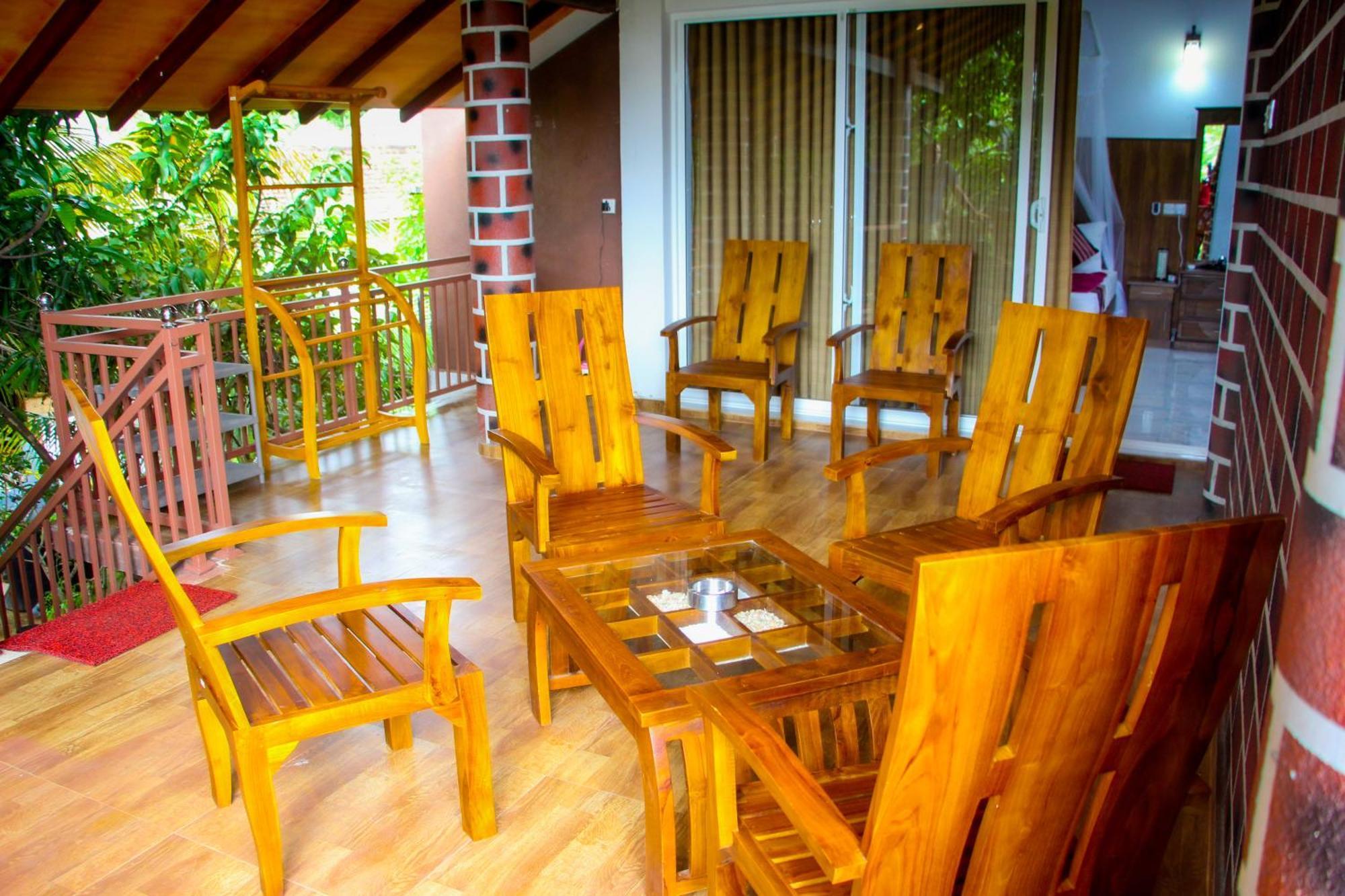 Sigiriya Peacock Homestay Luaran gambar