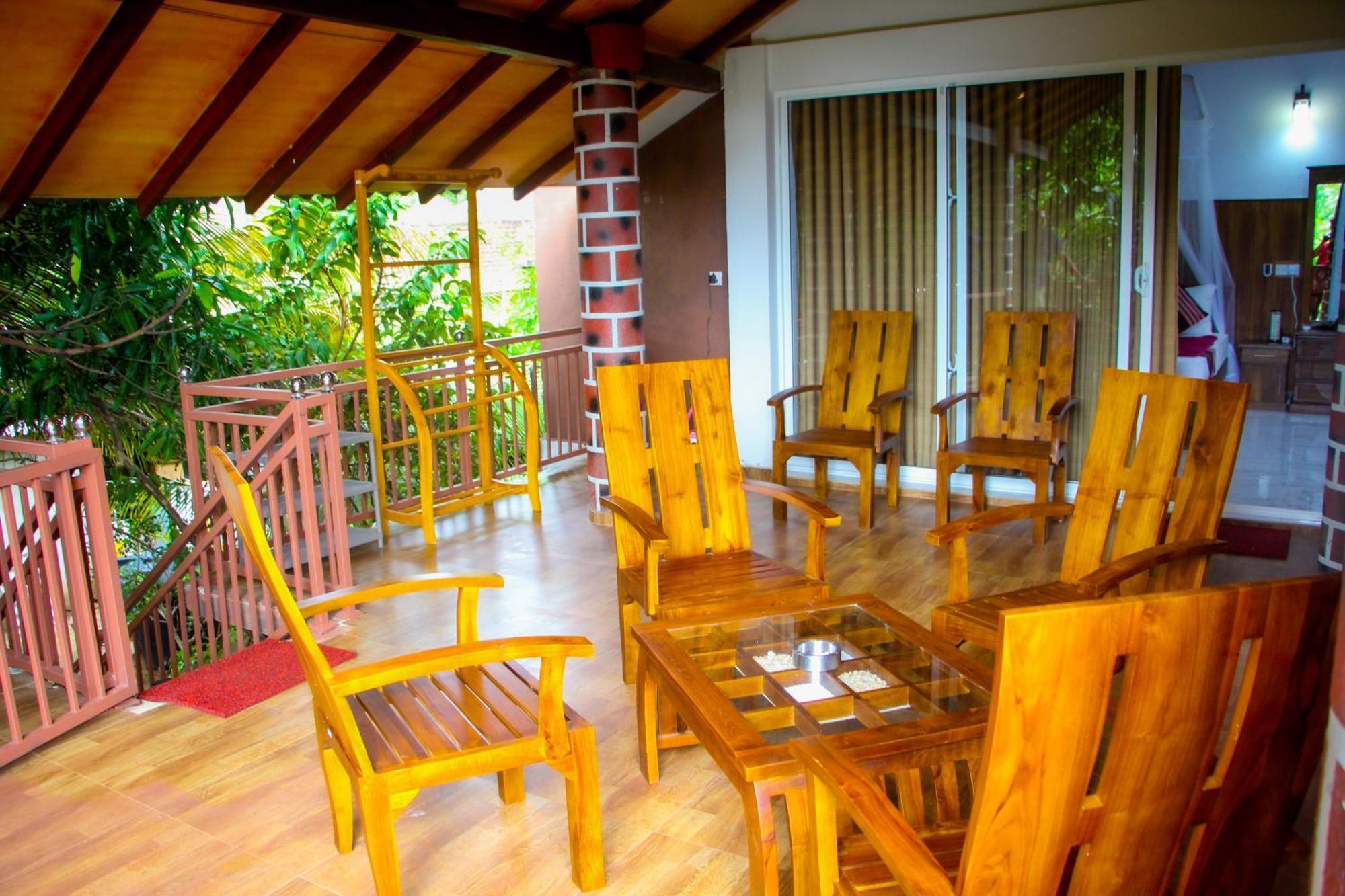 Sigiriya Peacock Homestay Luaran gambar